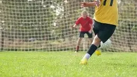 港媒揭露：向太赠郭碧婷豪华别墅及大片空地，450平或仅是开胃小菜