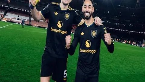 梁靖崑强势晋级WTT重庆冠军赛八强